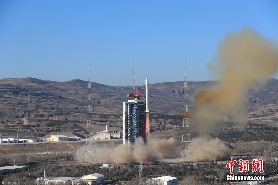 China lan?a satélite Shiyan-13 com sucesso