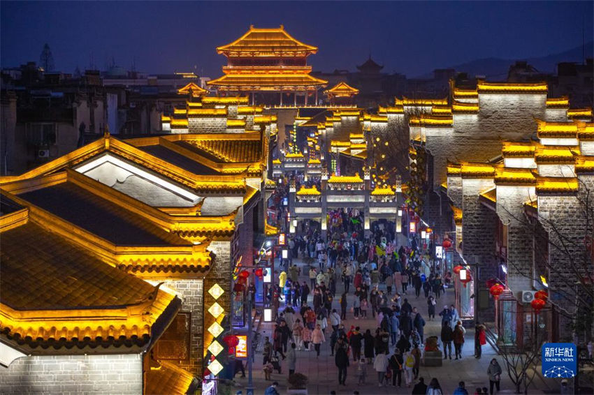 China registra 251 milh?es de viagens de turismo doméstico durante férias do Festival da Primavera de 2022