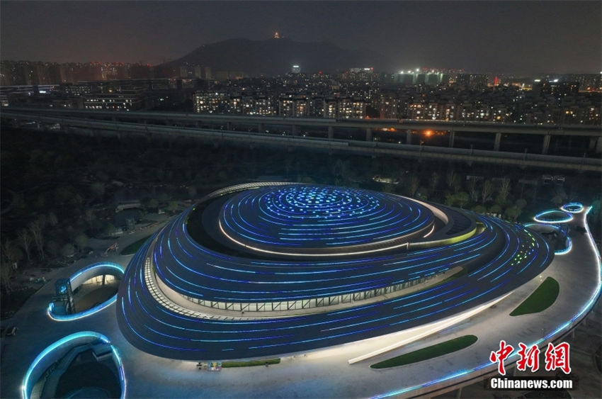 Galeria: vista noturna do local de esportes eletr?nicos dos Jogos Asiáticos de Hangzhou 2022