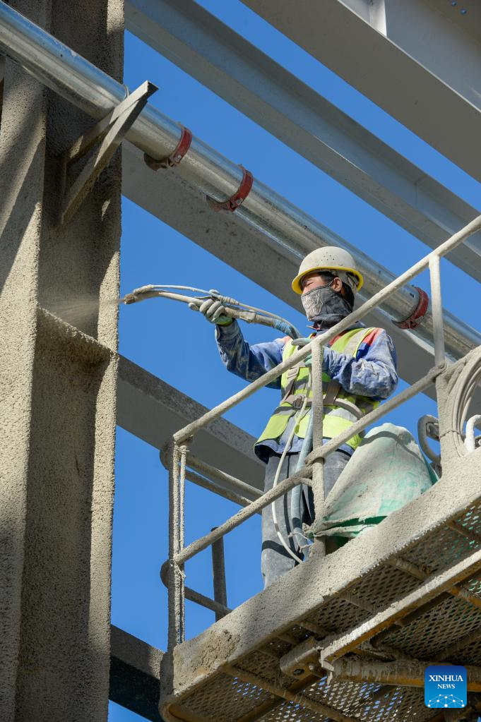 Projetos de infraestrutura s?o construídos na zona piloto chave de Tacheng, Xinjiang