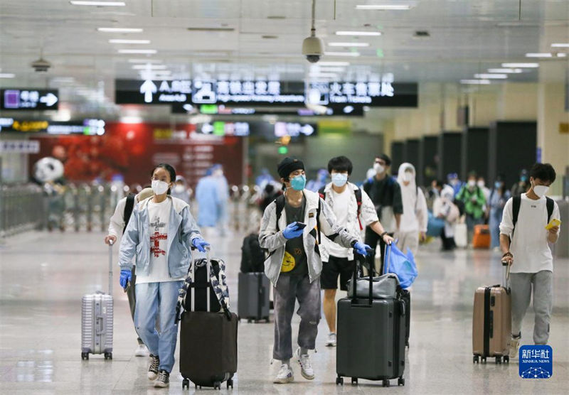 Shanghai retoma circula??o dos transportes públicos