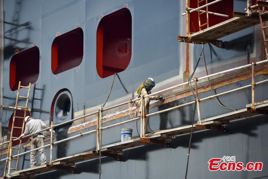 Empresa da constru??o naval em Shanghai tenta recuperar produ??o