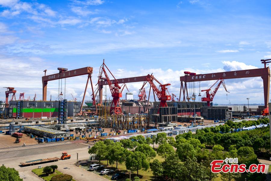 Empresa da constru??o naval em Shanghai tenta recuperar produ??o