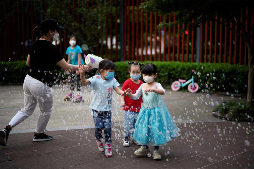 Shanghai inicia processo de retorno à vida normal