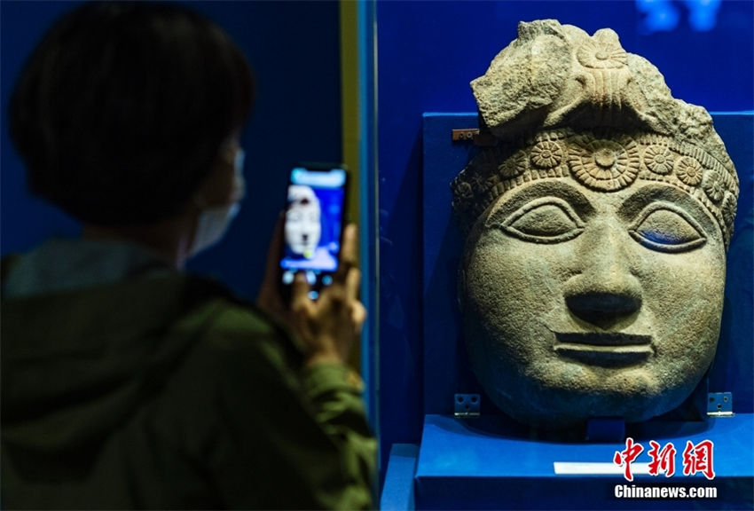 Antigos artefatos sírios s?o exibidos na Biblioteca Nacional da China
