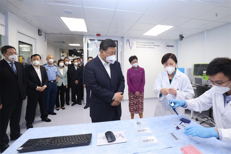 Presidente Xi Jinping elogia inova??o e desenvolvimento tecnológico de Hong Kong