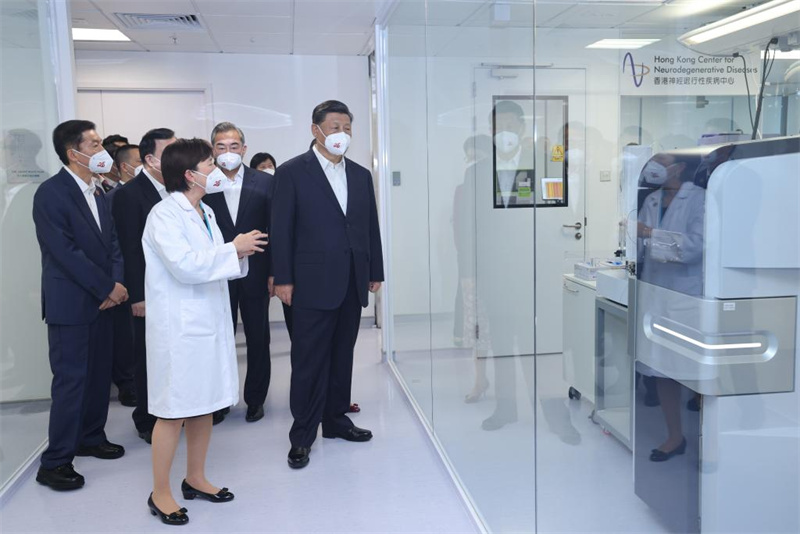 Presidente Xi Jinping elogia inova??o e desenvolvimento tecnológico de Hong Kong