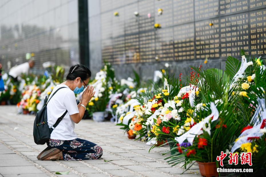 Assinalado 46o aniversário do terremoto de Tangshan