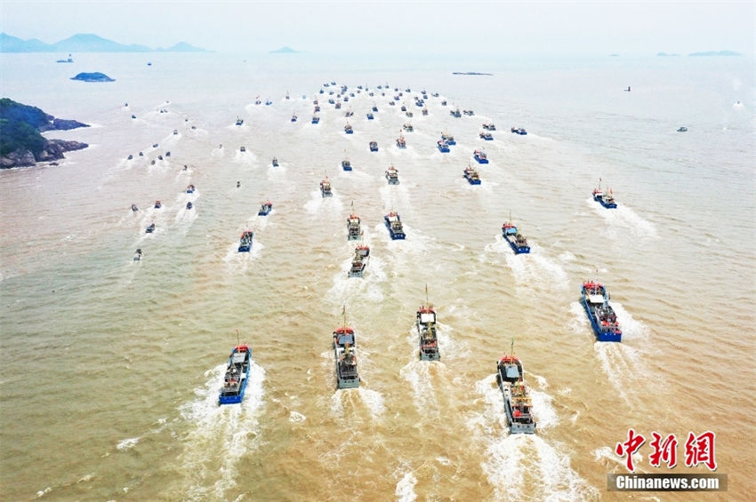 Zhejiang: proibi??o de pesca marítima no ver?o é terminada no Mar da China Oriental