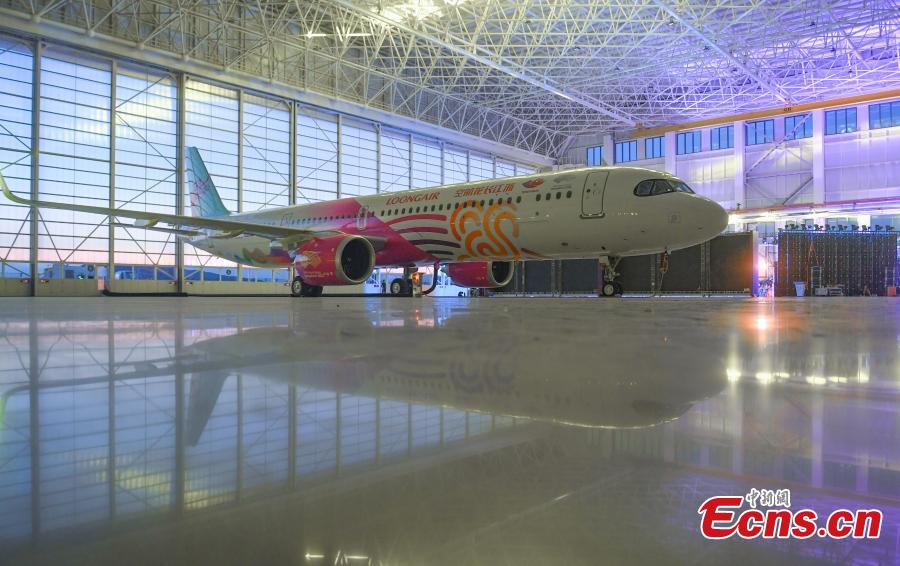 Hangzhou revela avi?o de passageiros com tema dos Jogos Asiáticos