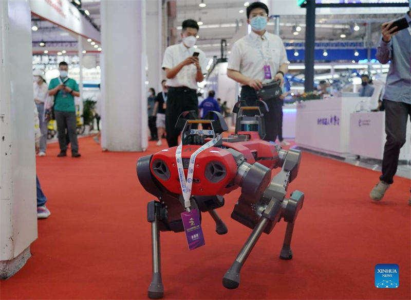Beijing realiza Conferência Mundial de Rob?s de 2022 
