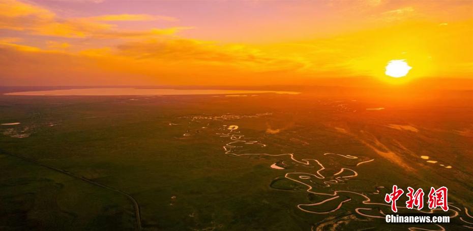 Galeria: “p?r do sol” na pradaria da cidade Chifeng da Mongólia Interior