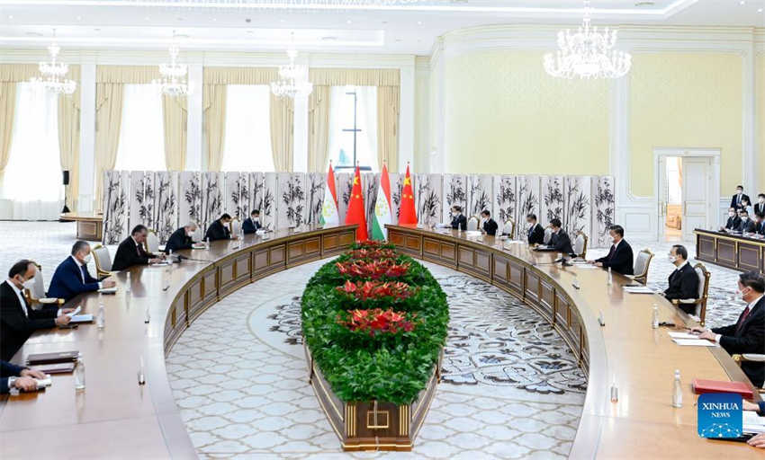 Xi Jinping pede mais resultados concretos nas rela??es China-Tadjiquist?o