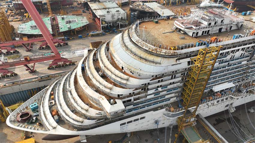 Shanghai: inicia constru??o do primeiro grande navio de cruzeiro doméstico