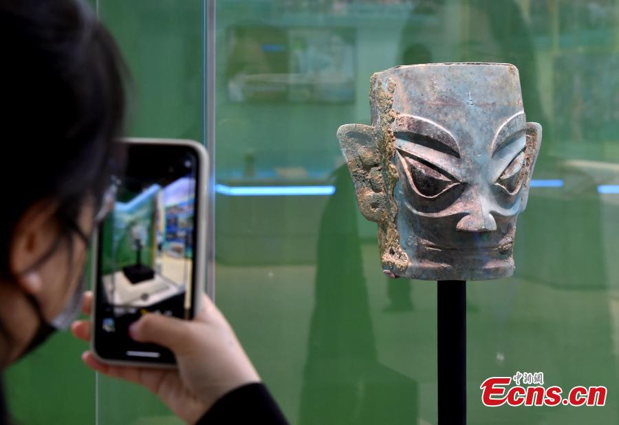 Exposi??o temática apresenta conquistas da China na última década