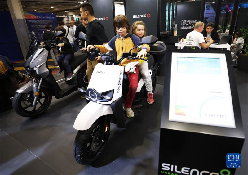 Veículos elétricos chineses estreiam na exposi??o em Paris