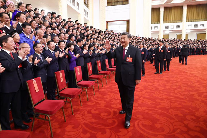 Xi Jinping se reúne com delegados do Congresso Nacional do PCCh