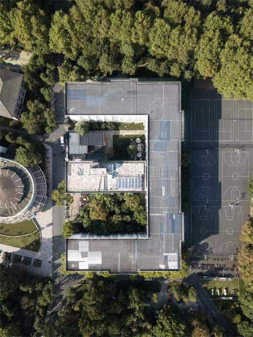 Jovem chinês faz registro aéreo de prédios com formatos numéricos de 0 a 9