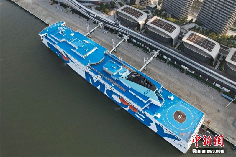 China: constru??o do maior navio ro-ro de passageiros no mundo é completada