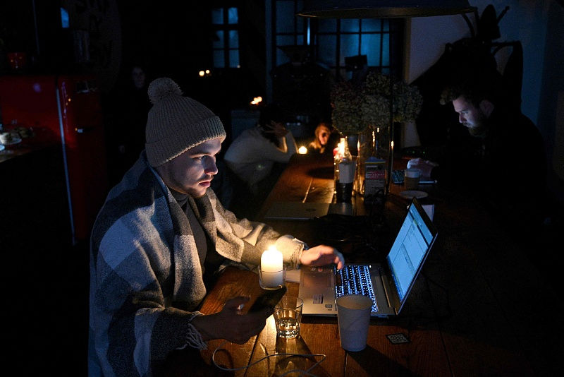 Ucrania: Kiev fica sem luz e água após ataques