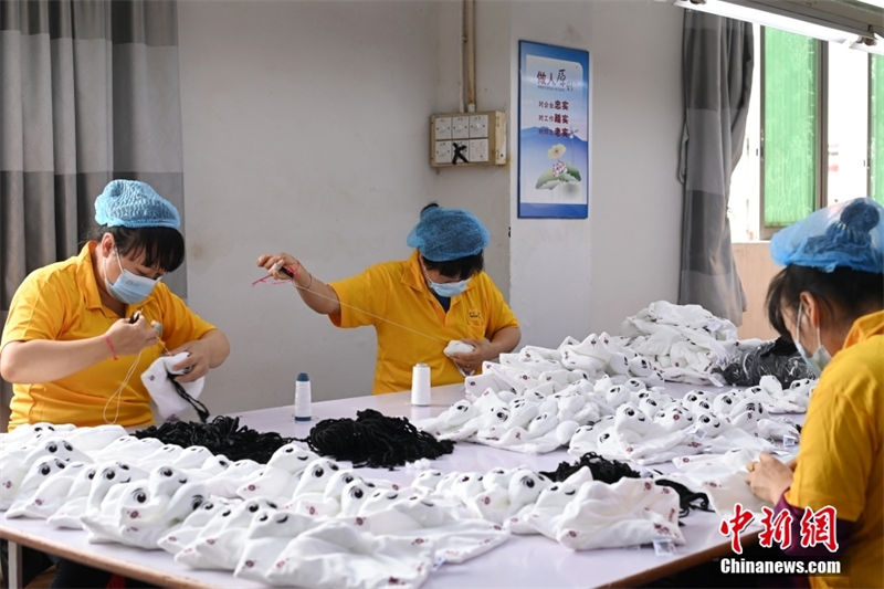 Galeria: base chinesa de fabrica??o da La'eeb da Copa do Mundo do Catar de 2022   