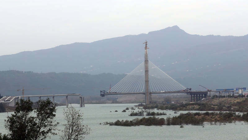 Sichuan acelera constru??o da ponte Baiyanba sobre rio Jialing