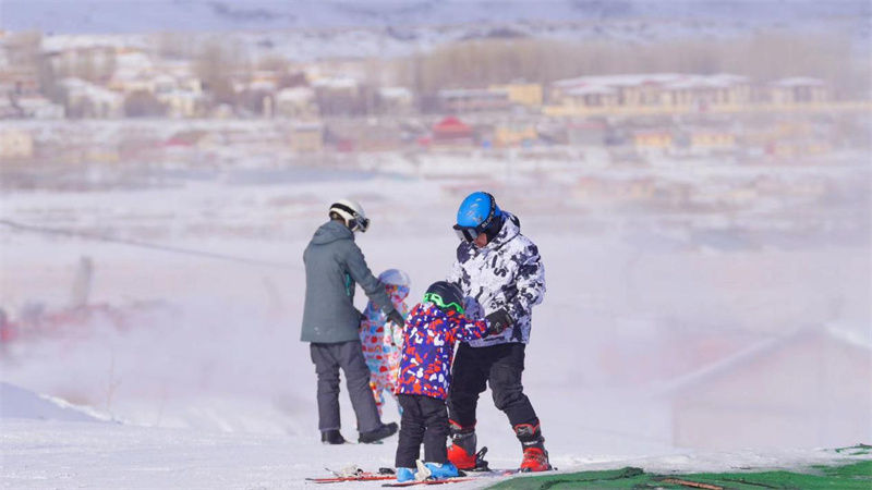 20o Festival de Gelo e Neve da Rota da Seda de Urumqi é inaugurado