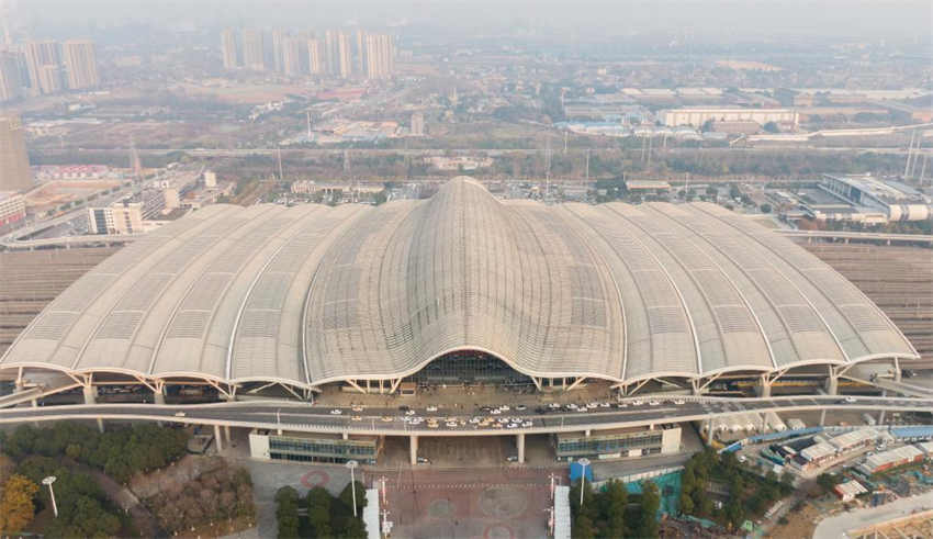 Ferrovia de alta velocidade Beijing-Guangzhou lidou com 1,69 bilh?o de viagens de passageiros em 10 anos