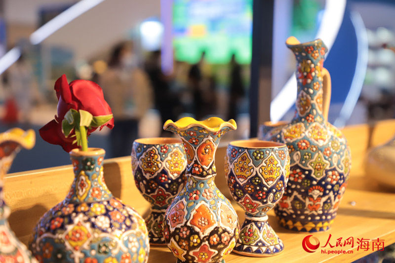 7a Feira da Indústria Cultural de Sanya reúne quitutes dos países ao longo do Cintur?o e Rota