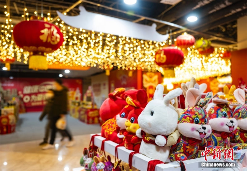 China: atmosfera festival é cada vez mais forte com aproxima??o do Ano Novo Chinês