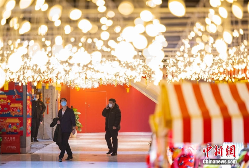 China: atmosfera festival é cada vez mais forte com aproxima??o do Ano Novo Chinês