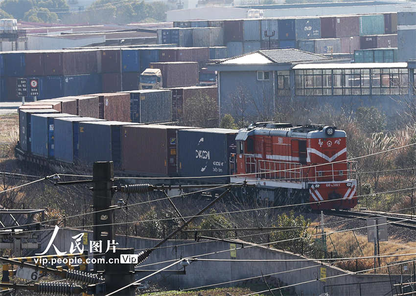Yiwu: linha ferroviária China-Europa registra aumento de circula??o de 172.1%