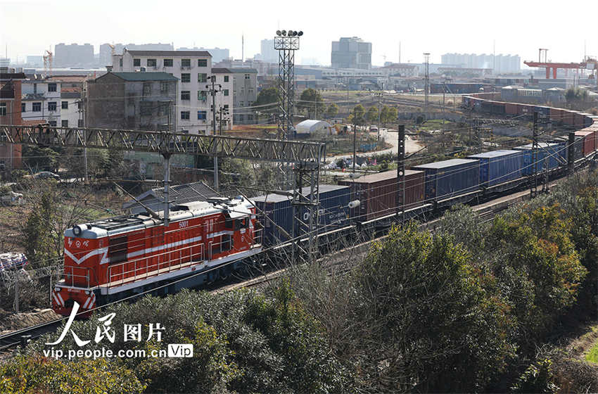 Yiwu: linha ferroviária China-Europa registra aumento de circula??o de 172.1%