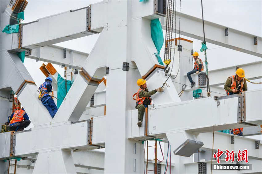 Centro de Lan?amentos Aeroespaciais Comerciais de Hainan entra no estágio de instala??o