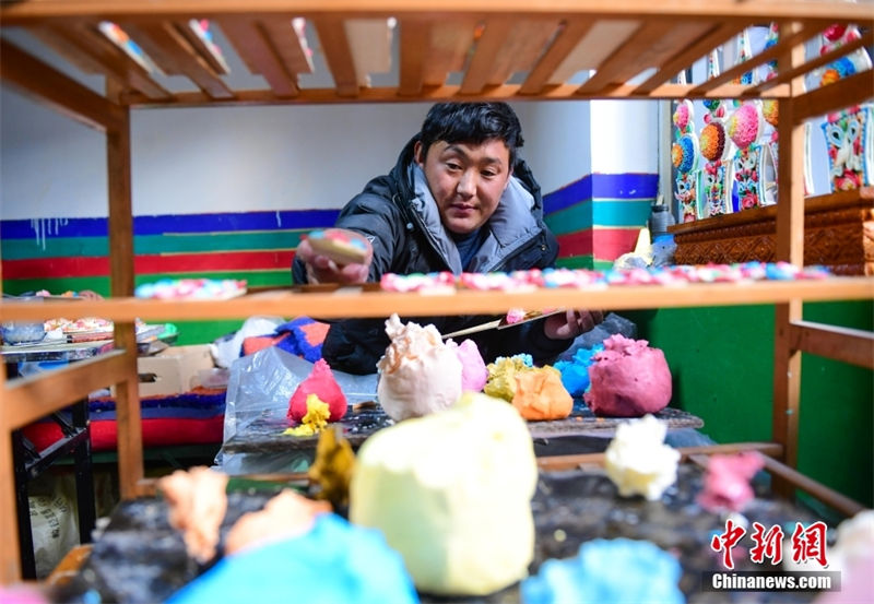 Popula??es celebram Ano Novo tibetano