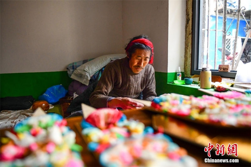 Popula??es celebram Ano Novo tibetano