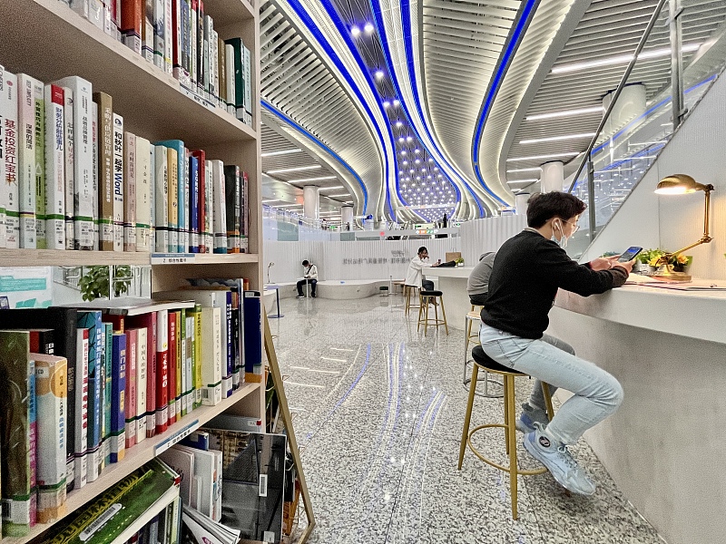 Guangzhou cria biblioteca em esta??o de metr?