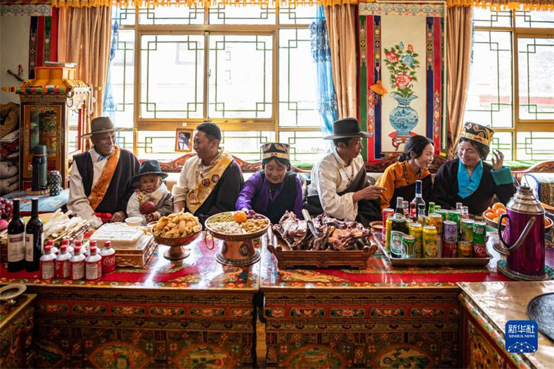 Popula??es celebram Ano Novo tibetano