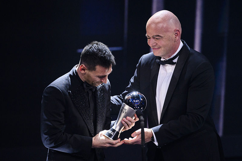 Messi é eleito melhor jogador de futebol do mundo pela sétima vez