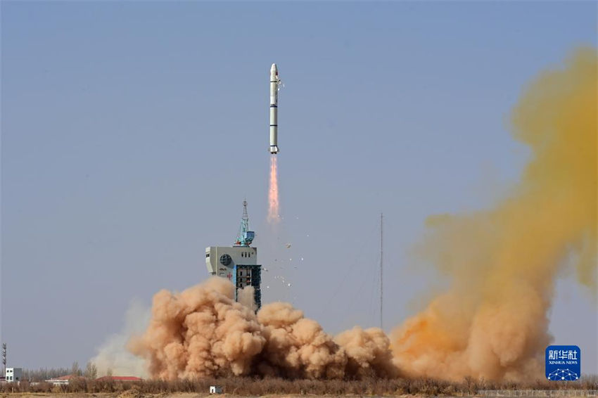 China lan?a novo satélite com sucesso