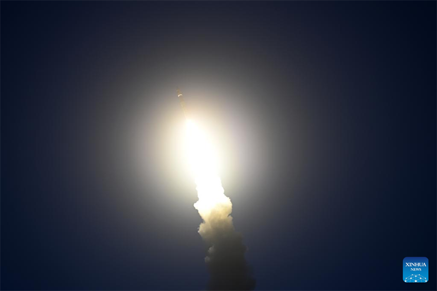 China lan?a novo satélite experimental com sucesso