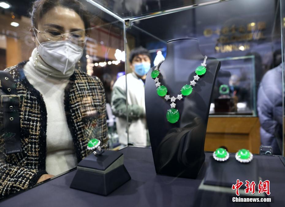 Feira Internacional de Jóias da China inaugurada em Beijing