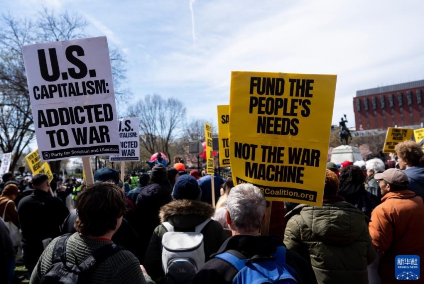 Galeria: manifesta??o antiguerra em Washington