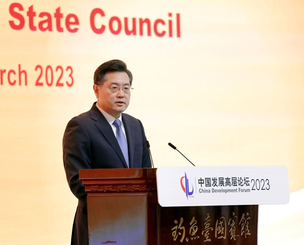 Chanceler chinês pede esfor?os conjuntos para construir comunidade com futuro compartilhado