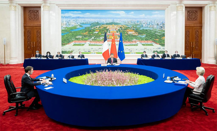 Xi Jinping realiza reuni?o trilateral com Macron e von der Leyen