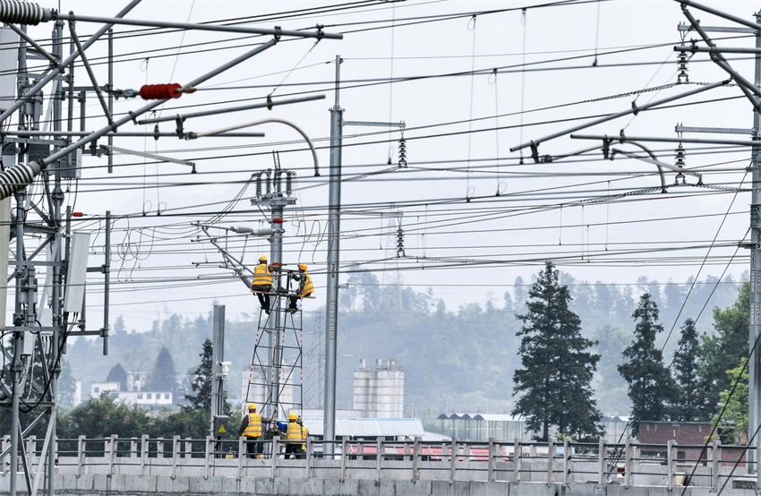 Constru??o da ferrovia de alta velocidade Guiyang-Nanning entra na fase final