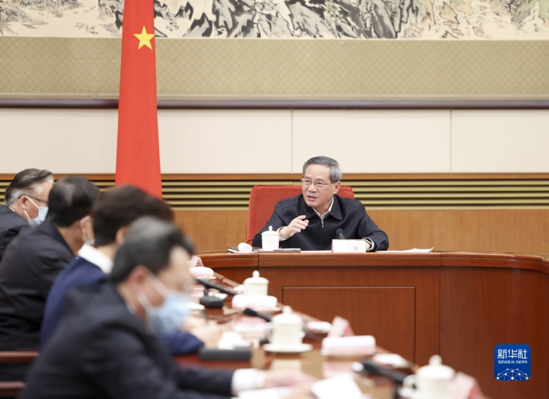 Primeiro-ministro chinês ressalta esfor?os para buscar desenvolvimento de alta qualidade