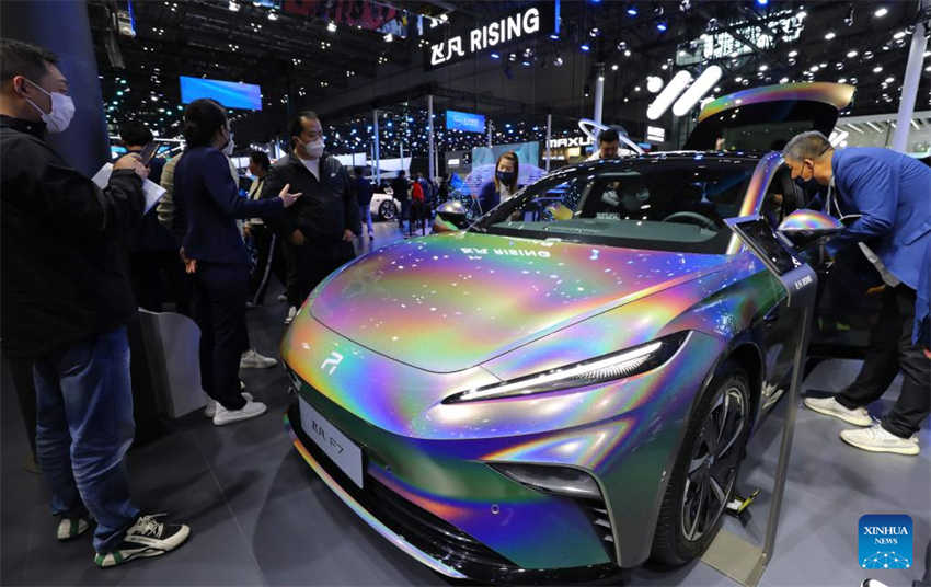 Veículos em exposi??o na Auto Shanghai 2023
