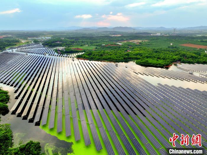 Galeria: esta??o de armazenamento de energia solar no leste da China