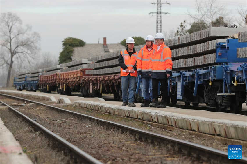 Ferrovia Hungria-Sérvia está em constru??o